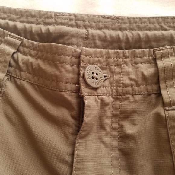 The North Face Tan Nylon Hiking Capri Pants - Picture 8 of 10